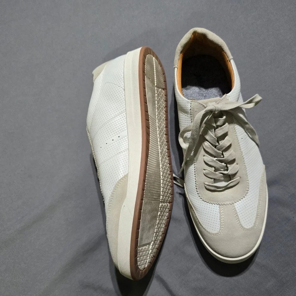 johnnie-O Topspin Sneaker Mens 12 White Sand Perforated Leather Suede Low Top